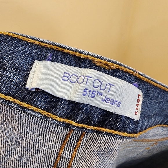 Levi's Women's Boot Cut 515 Plus size washed blue jeans 16 - Picture 4 of 11